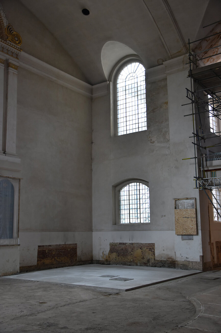 April 2019